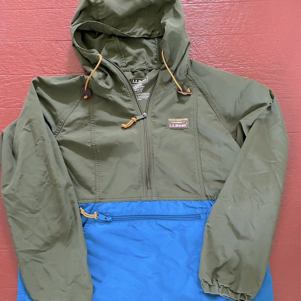 LL BEAN PULL OVER JACKET / water resistant with front pocket